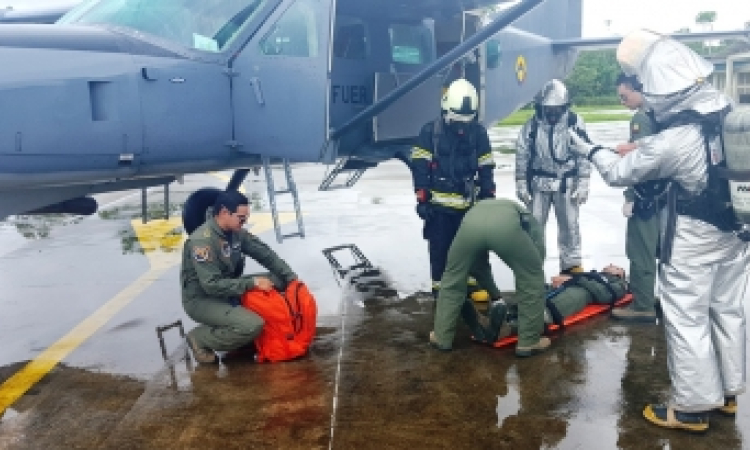 El Grupo Aéreo del Amazonas realiza simulacro de accidente aéreo