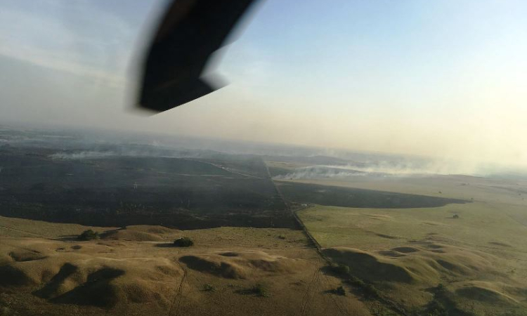 Fuerza Aérea efectuó operación de extinción de incendio en Puerto López