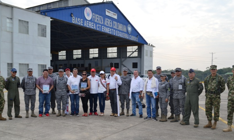 Fuerza Aérea se une para trabajar por el Caquetá