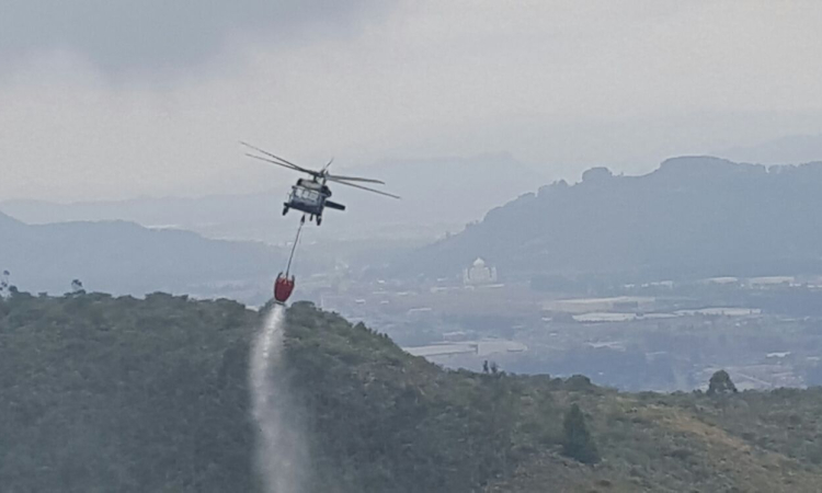 Controlado incendio forestal en Cundinamarca