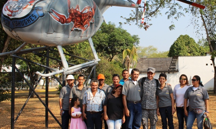 Emprendedores integrantes de  la Asociación de Reciclaje fueron pilotos por un día