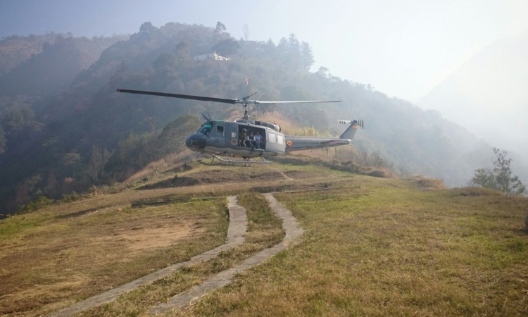 Fuerza Aérea verifica condiciones de incendio en Santander