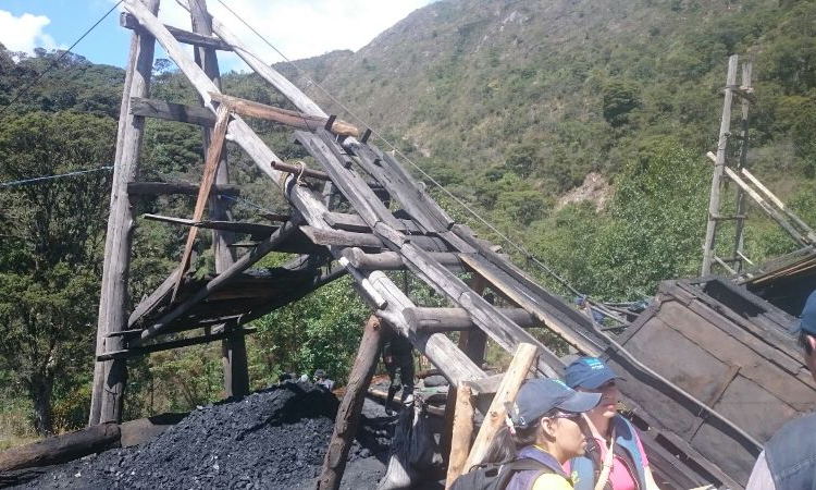 Fuerza Aérea apoya operación contra la minería ilegal en el departamento de Boyacá 