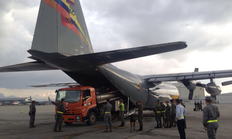 Fuerza Aérea Colombiana le cumple a San Andrés