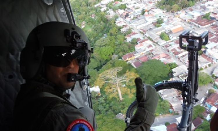 Fuerza Aérea Colombiana y Alcaldía de Victoria, Caldas invitan trabajar por la protección de las niñas y niños  