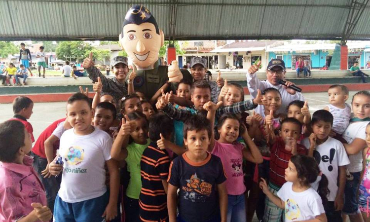 Fuerza Aérea con la mejor imagen entre los colombianos