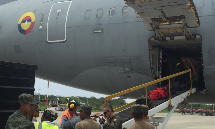  Un nuevo vuelo de la Fuerza Aérea Colombiana parte hoy a Ecuador 