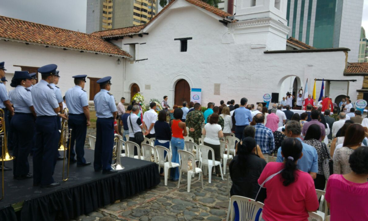 Escuela Militar de Aviación acompañó la celebración de los 480 años de Santiago de Cali