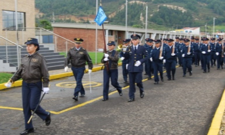 ESUFA participará en el desfile de la victoria militar de las Fuerzas Armadas