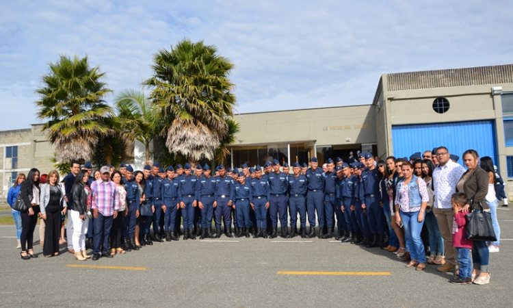 “Halcones valientes”, emprenden su vuelo tras haber culminado con éxito su servicio militar