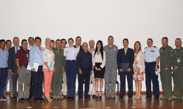 Firmado convenio de asociación entre la Fuerza Aérea y el Centro Red Tecnológico Metalmecánico del Pacífico 