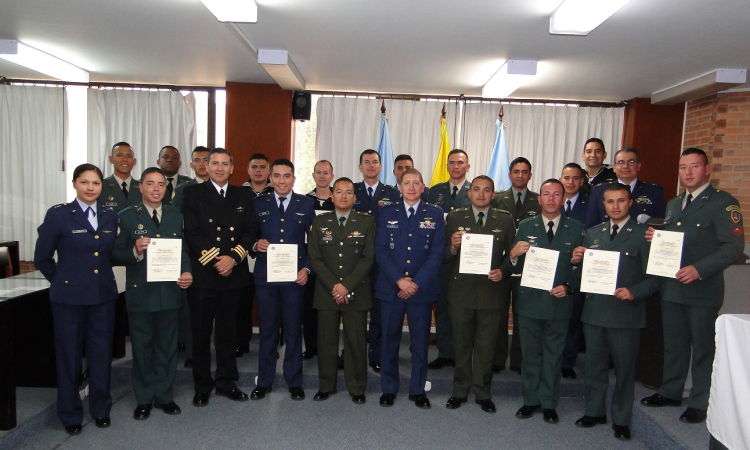 Clausura de Diplomado en Servicios a la Navegación Aérea