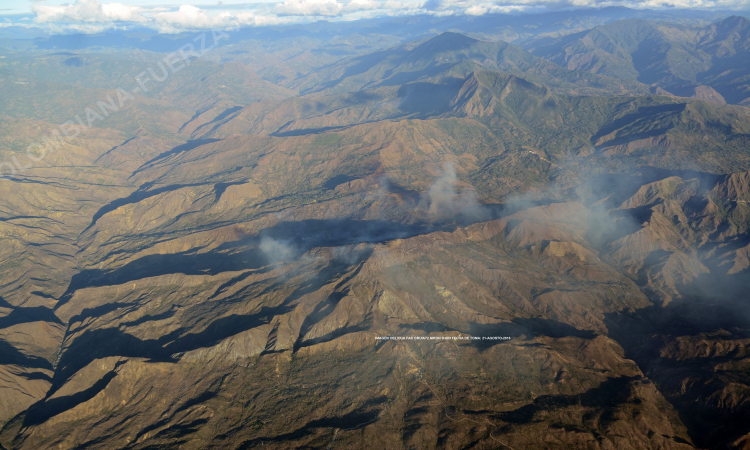 Voraz incendio es identificado por plataformas de la Fuerza Aérea Colombiana en el Cauca 