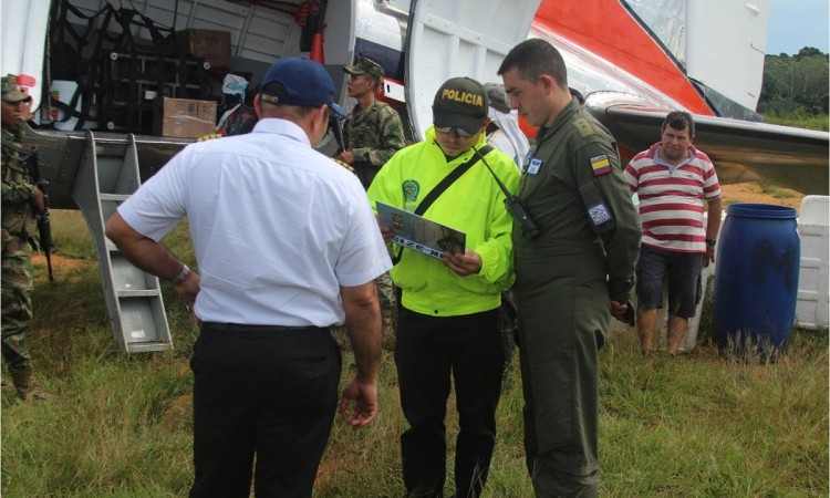 Fuerza Aérea fortalece operaciones de control en aeropuertos y aeródromos de Vichada y Guanía