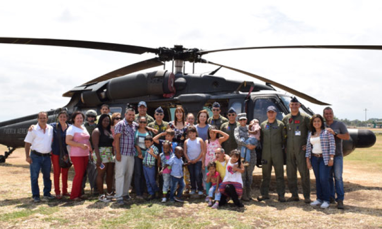 Familias caleñas conocieron la misión de la Fuerza Aérea en el Valle del Cauca