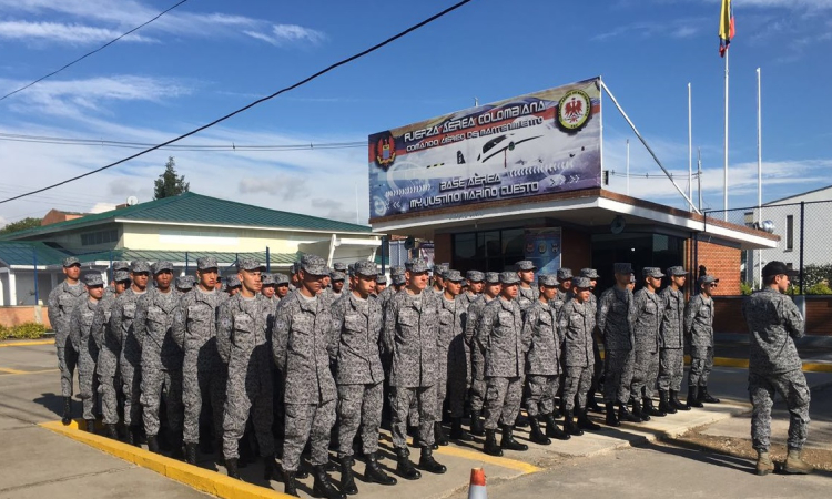 Comando Aéreo de Mantenimiento fortalece la moral de sus soldados de aviación