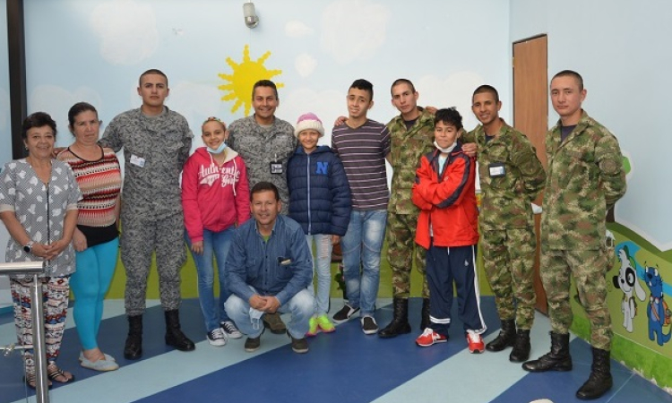 CATAM transporta tapas plásticas para ayudar a niños con cáncer 