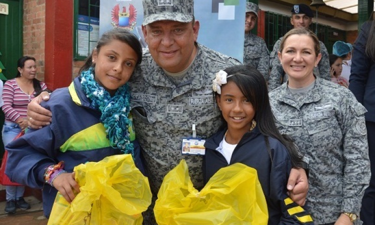 CATAM entregó regalos de navidad a 143 niños de Funza