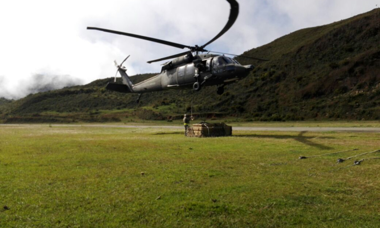 Fuerza Aérea Comombiana hace realidad el sueño de tener vivirnda 