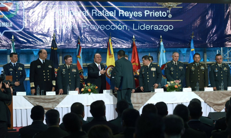 Clausura de cursos Caem y Cidenal