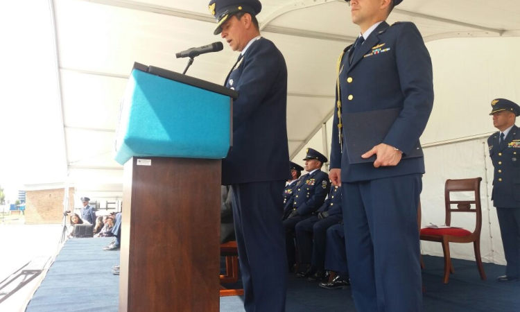 Ceremonia de Ascenso de oficiales de la Fuerza Aérea Colombiana en ESUFA