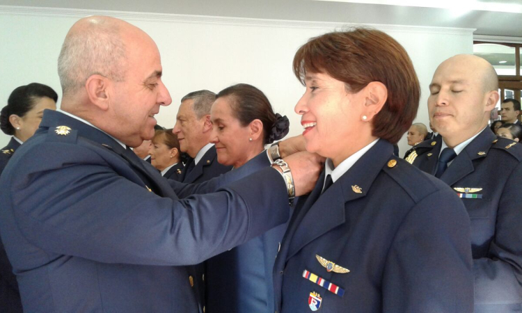 Ceremonia de ascenso de Profesionales Oficiales de Reserva de la Fuerza Aérea