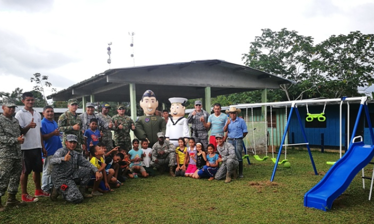 Fuerza Aérea Colombiana dona parque al barrio Buenos Aires de Solano, Caquetá