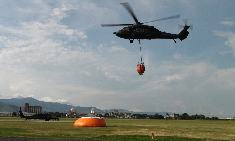 Fuerza Aérea se prepara para mitigar posibles incendios forestales en el Valle del Cauca