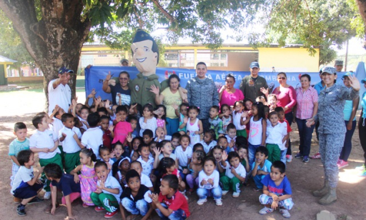 650 niños participaron en la campaña "Vichadense Conoce tu Fuerza Aérea"