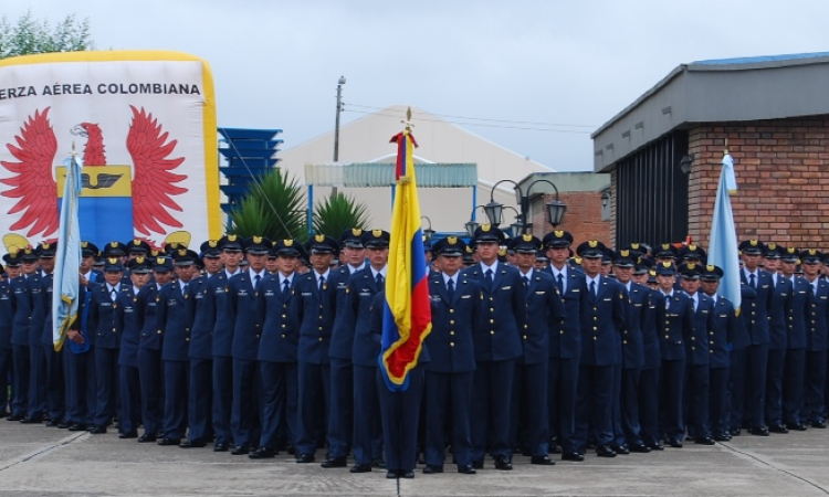 Ingresa a la Escuela de Suboficiales de la Fuerza Aérea