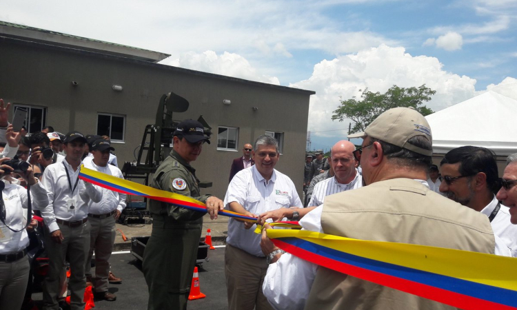 Se entrega radar a la Fuerza Aérea