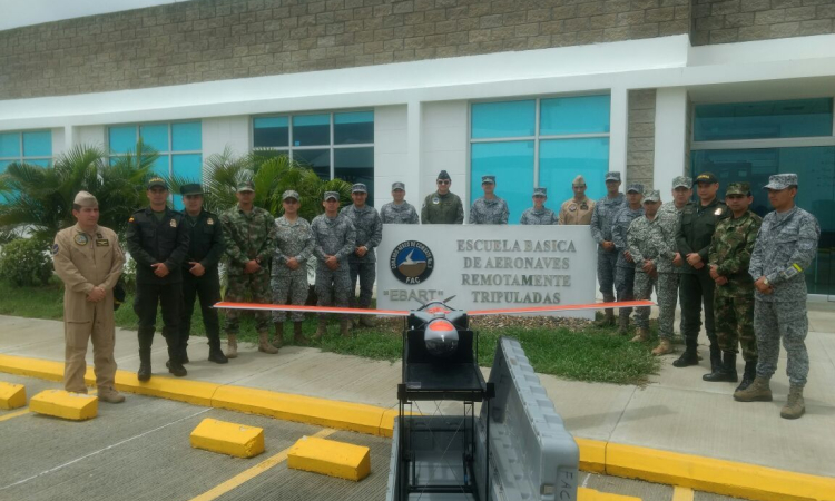 En Cacom-3 se preparan analistas de video de aeronaves remotamente tripuladas