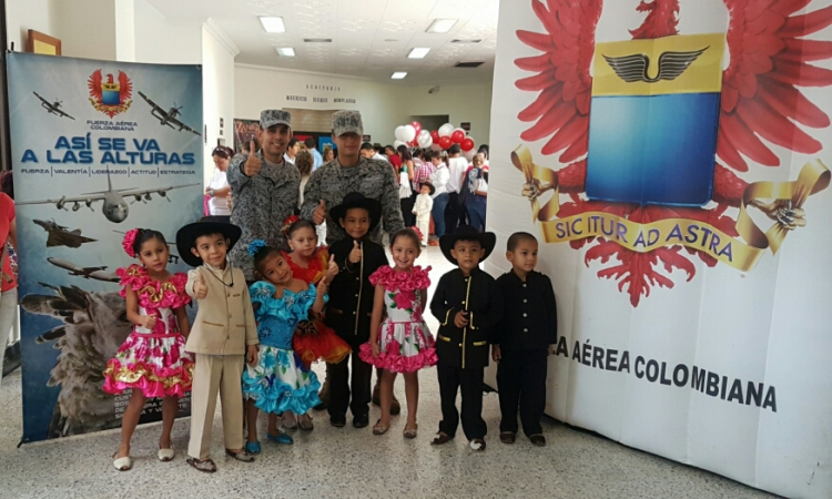 Fuerza Aérea patrocina pequeños talentos del Joropo