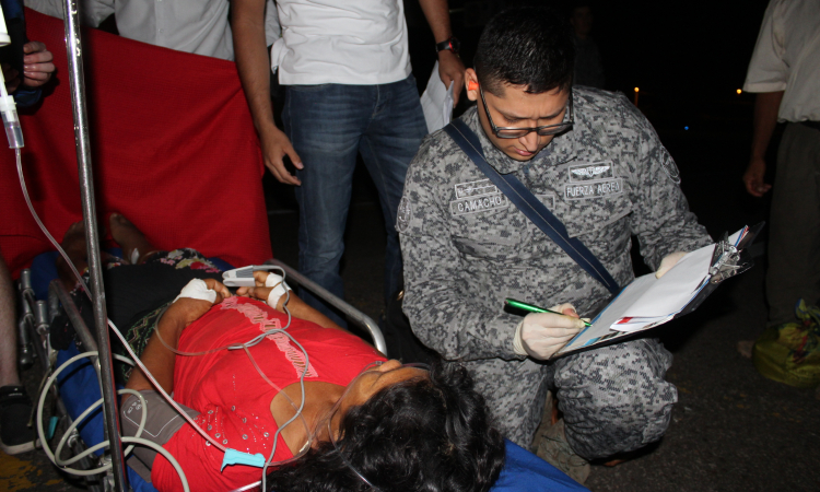 Fuerza Aérea evacúa mujer indígena en grave estado de salud en el departamento del Vichada