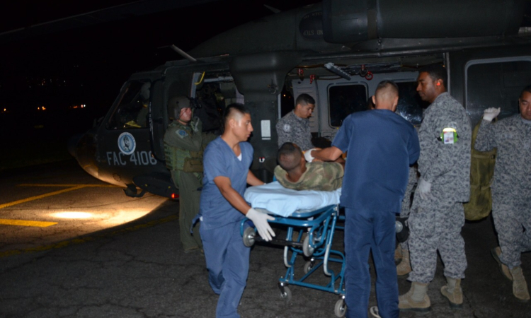 Ángeles de la Fuerza Aérea rescatan a Infante de Marina en Juradó