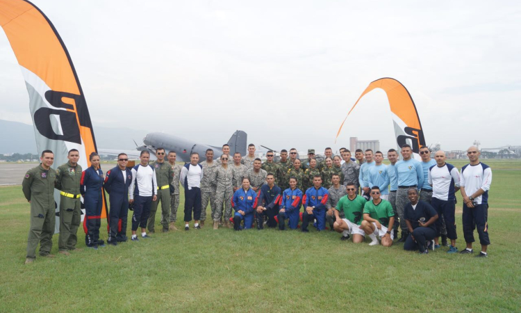 Alma Máter de la oficialidad de la Fuerza Aérea recibió a cadetes del Ejército Nacional y Armada Nacional