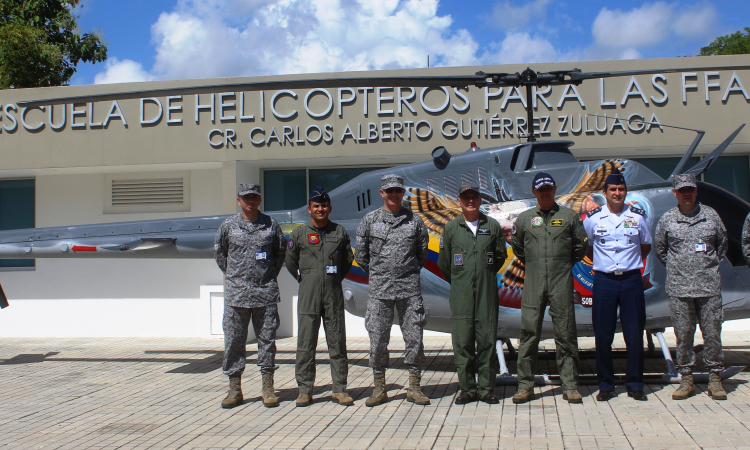 Comandante FAC y Fuerza Aérea de Brasil visitan el CACOM No.4