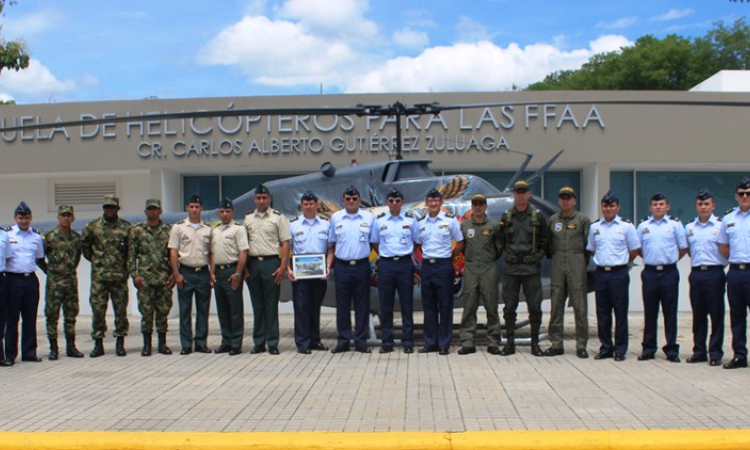 Culminó con éxito curso de mantenimiento básico de lentes de visión nocturna en el CACOM 4