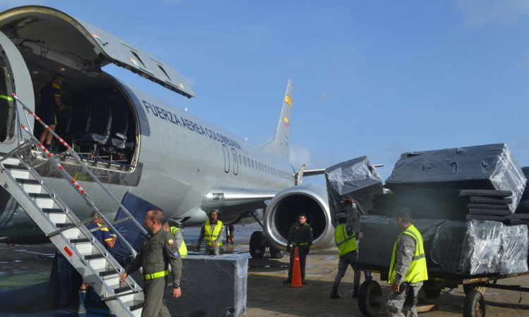 La Fuerza Aérea  transporta ayuda humanitaria hacia San Andrés por la aproximación de  la tormenta tropical Harvey 