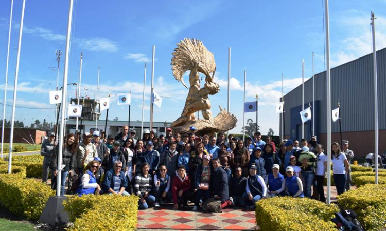 40 jóvenes con discapacidad conocieron la misión del CAMAN a través del programa “Así se va a las Alturas”