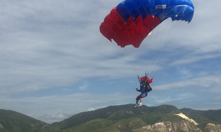 Adrenalina pura se vivirá este fin de semana en el Campeonato Nacional de Paracaidismo de la Fuerza Aérea Colombiana