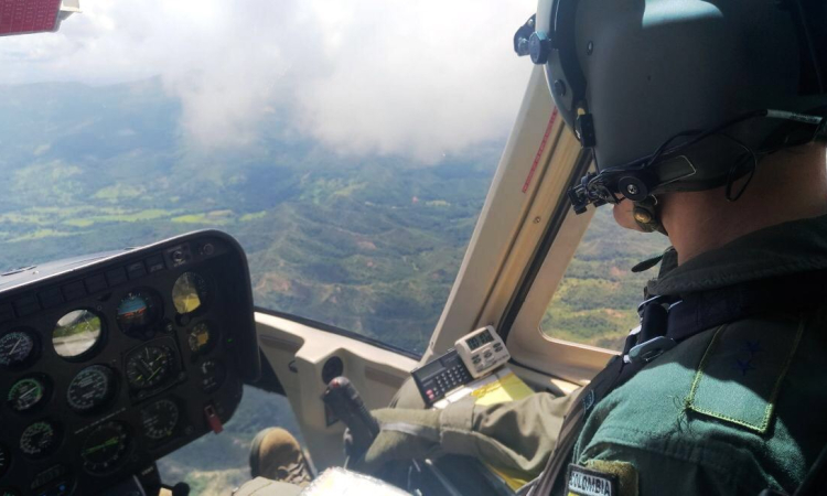 Fuerza Aérea Colombiana sobrevuela ríos ante alerta en Tolima y Cundinamarca 