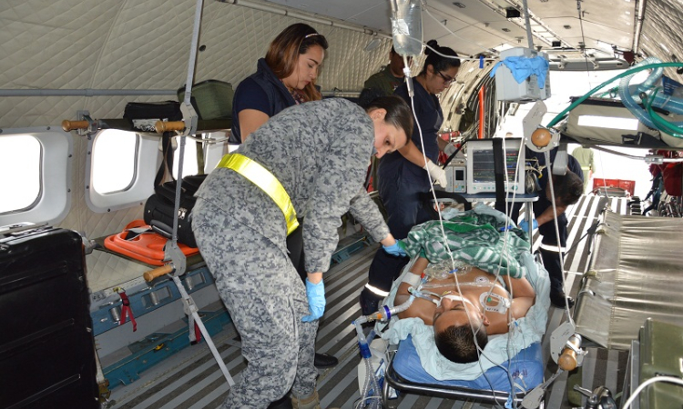 Soldado en grave estado de salud es trasladado en avión ambulancia de la Fuerza Aérea