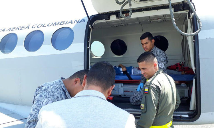 Fuerza Aérea realizó el traslado aeromédico de un hombre en delicado estado de salud