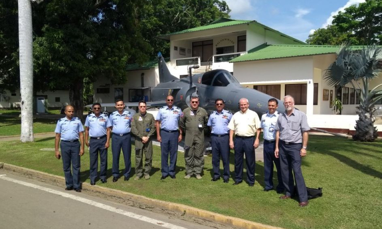 Fuerza Aérea de Sri Lanka visitó el Comando Aéreo de Combate No. 1