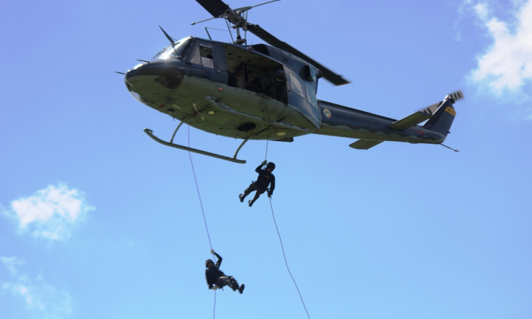 Comando Aéreo de Combate N° 4 apoya Curso de Operaciones Especiales