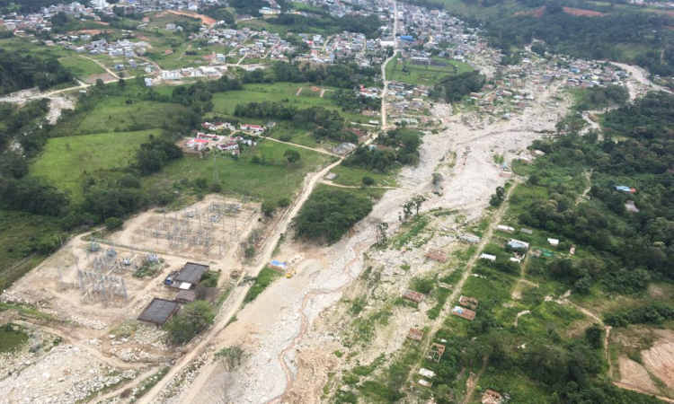 Fuerza Aérea Colombiana realiza vigilancia sobre los ríos del Putumayo