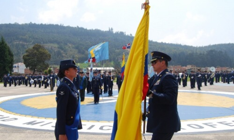 Solemne ceremonia militar de escalafonamiento de suboficiales