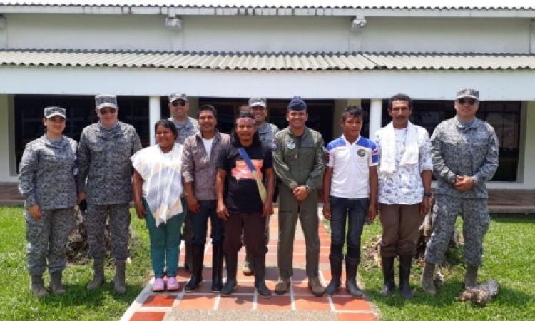 Fuerza Aérea Colombiana da apertura al programa "Alas azules para el desarrollo campesino"