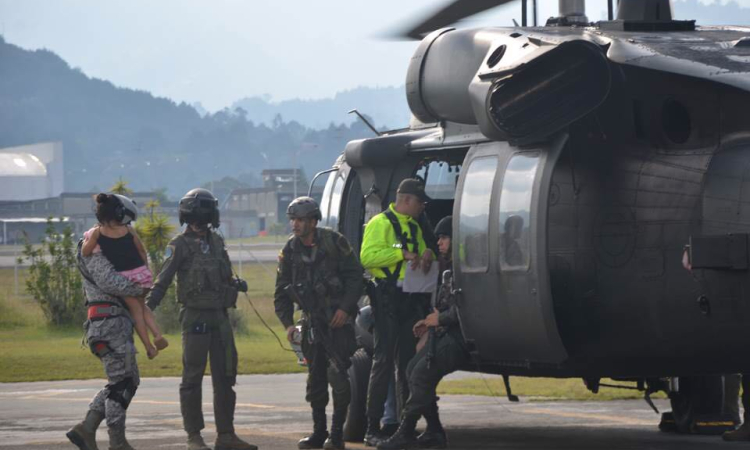 Fuerza Aérea y Policía Nacional participan en misión de rescate en Antioquia